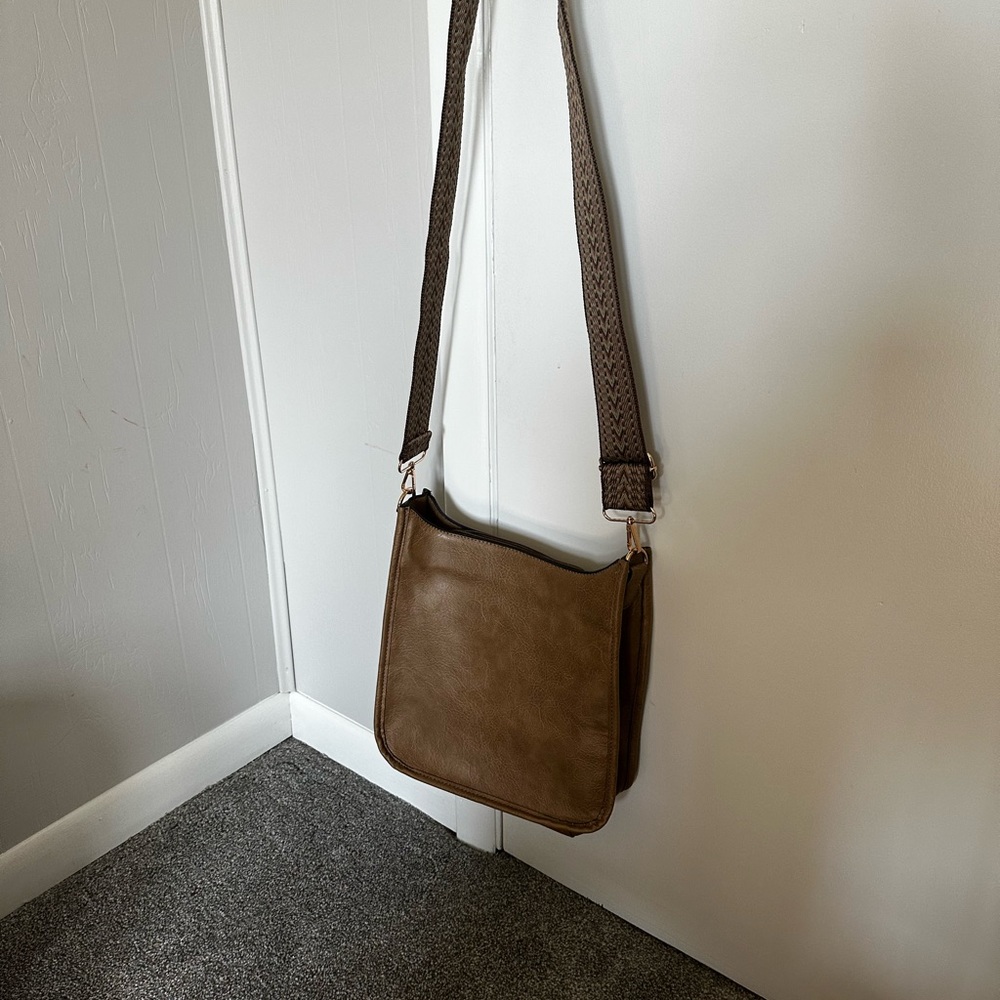 Over the shoulder bag gray for traveling